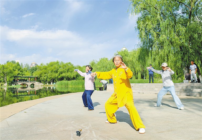 体育公园 “藏”着家门口的烟火乐趣